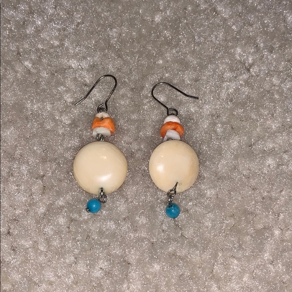Cute earrings!